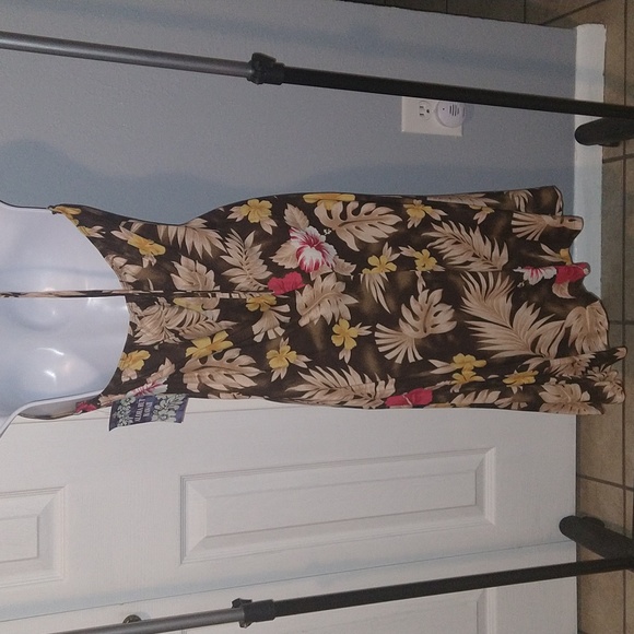 Backless Hawaiian Print Summer Dress - Picture 3 of 4